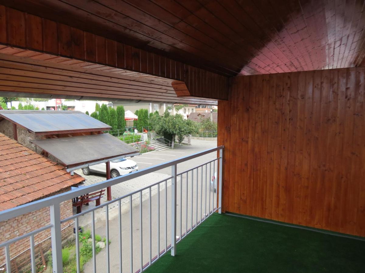 Pensiunea Cetina Brad  Esterno foto