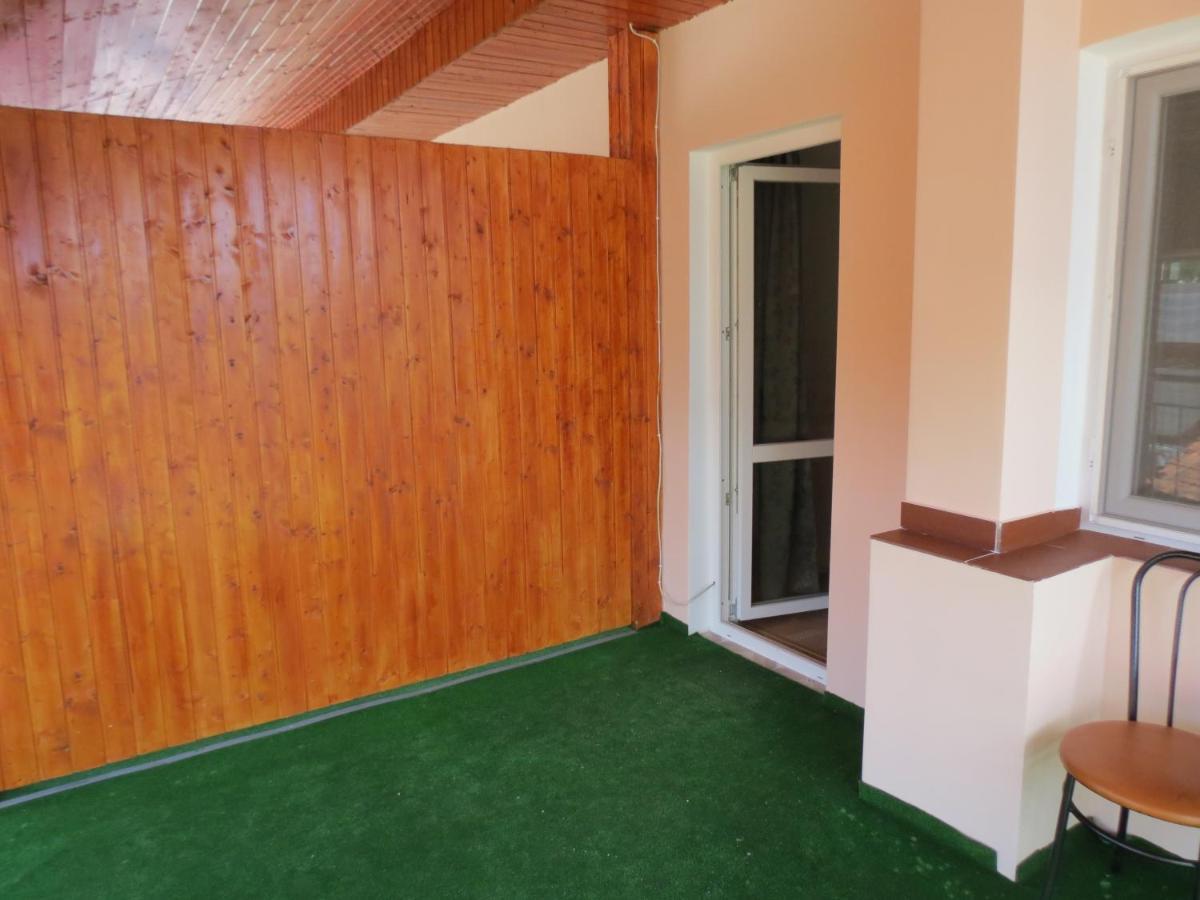 Pensiunea Cetina Brad  Esterno foto